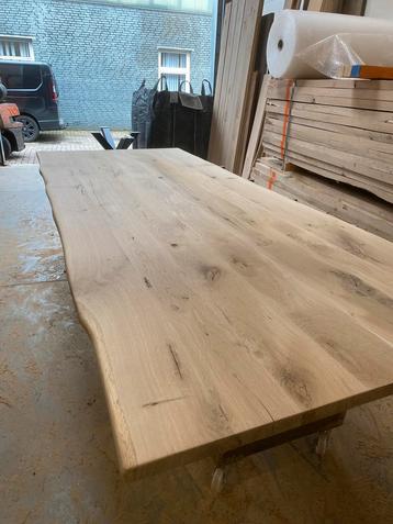 Maatwerk in eiken en walnoot. 2/3/4 cm dikte. Bladen ed. beschikbaar voor biedingen