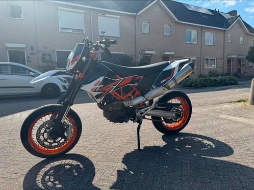 Ktm 690 SMC-R 2015 ZEER NETTE STAAT, VEEL VERVANGEN., Motoren, Motoren | KTM, Particulier, SuperMoto, meer dan 35 kW, 1 cilinder