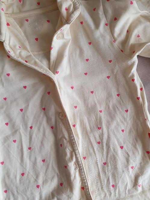 Pyjama Claesens creme met roze hartjes mt 104 / 110, Kinderen en Baby's, Kinderkleding | Maat 104, Gebruikt, Meisje, Nacht- of Onderkleding