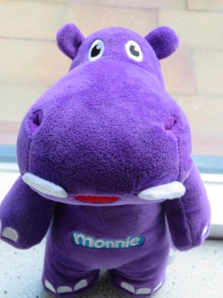 Paars velours Nijlpaard Monnie van de SNS Bank meet ca 28 cm, Kinderen en Baby's, Speelgoed | Knuffels en Pluche, Zo goed als nieuw