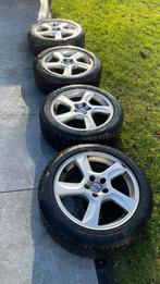 Winterbanden met 17 inch velgen Volvo V60, Auto-onderdelen, Banden en Velgen, Ophalen, Banden en Velgen, 17 inch, Winterbanden