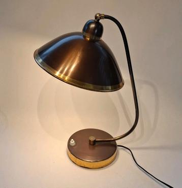 Vintage "Bauhaus"  Bureaulamp Kaiser Idell beschikbaar voor biedingen