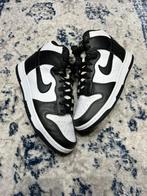 Nike Dunk High Panda (2022) maat 39, Zwart, Nike, Ophalen of Verzenden, Sneakers of Gympen