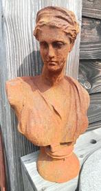 Grote zware gietijzeren borstbeeld vrouw diane., Tuin en Terras, Tuinbeelden, Ophalen of Verzenden, Nieuw, Metaal, Mensenbeeld