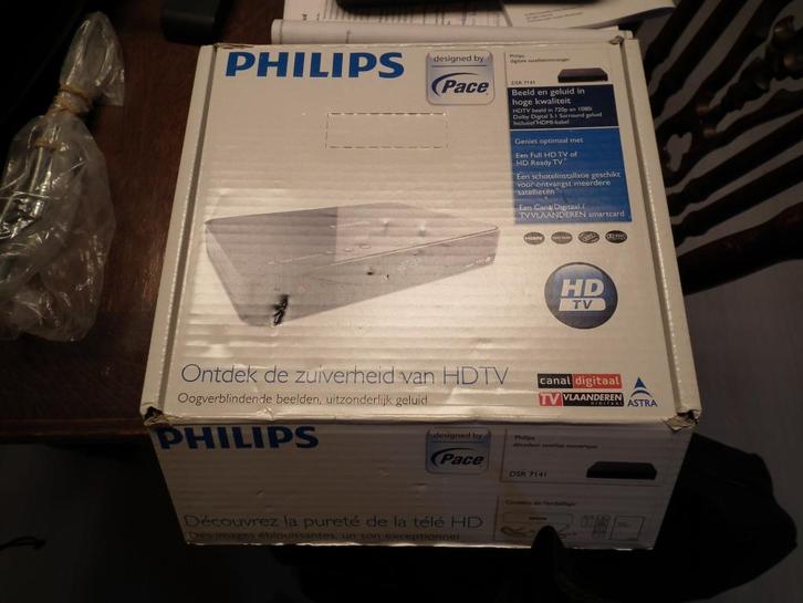 Sataliet set voor Camping, Audio, Tv en Foto, Schotelantennes, Gebruikt, (Schotel)antenne, Philips, Ophalen