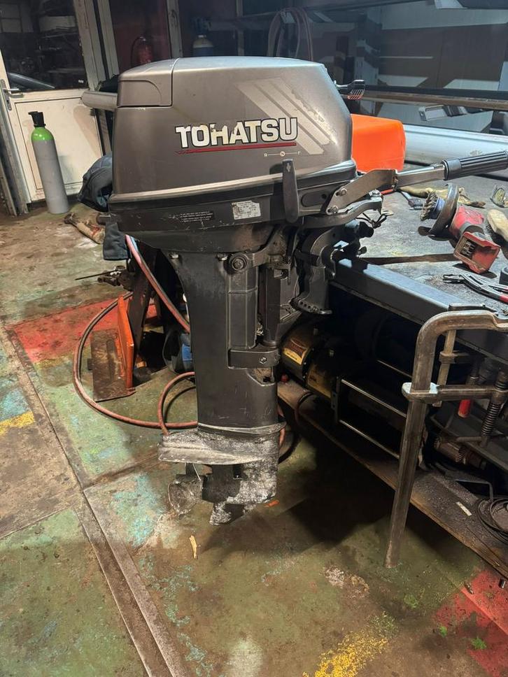 Tohatsu 9.9pk buitenboordmotor, Watersport en Boten, Buiten- en Binnenboordmotoren, Zo goed als nieuw, Benzine, Buitenboordmotor