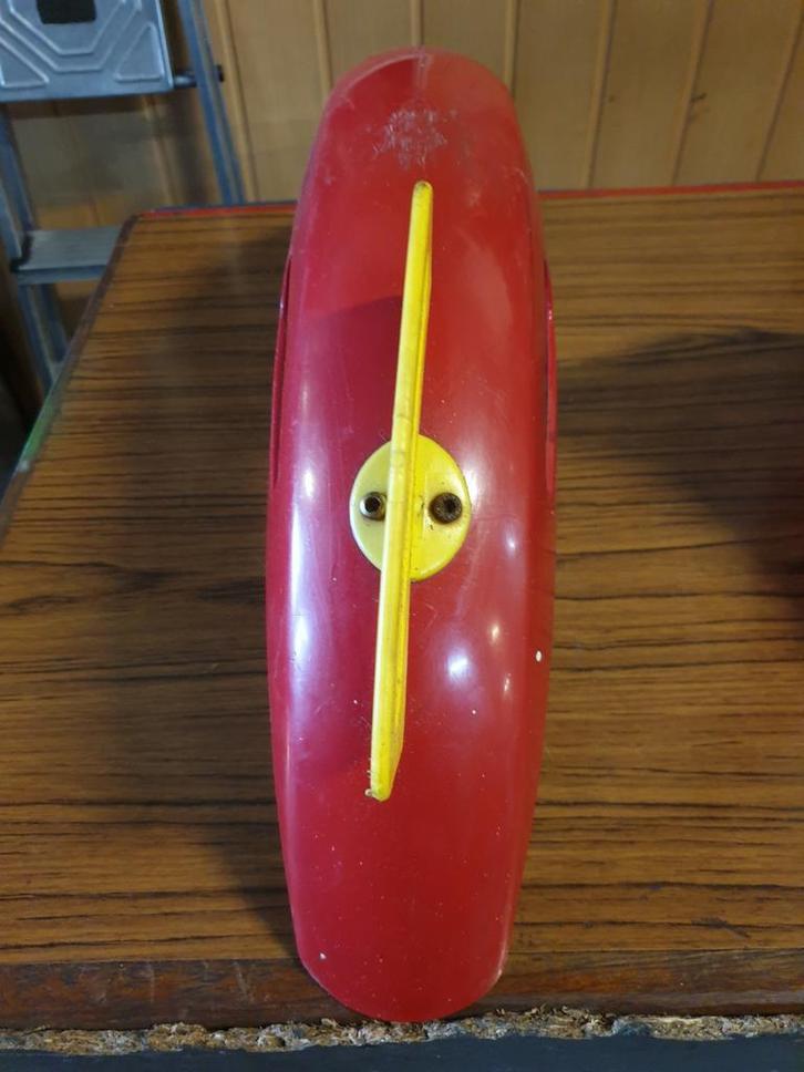 Honda mb5/8 mb50 mb 80 voorspatbord origineel rood, Fietsen en Brommers, Brommeronderdelen | Oldtimers, Gebruikt, Overige merken