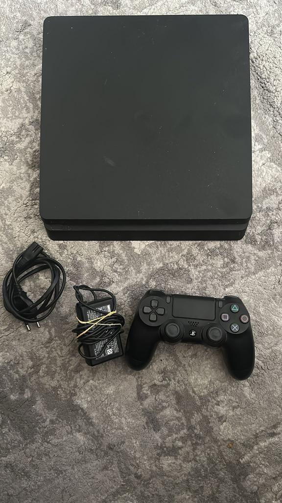 PlayStation 4 (PS4) Compleet met Controller, Spelcomputers en Games, Spelcomputers | Sony PlayStation 4, Gebruikt, Slim, 500 GB