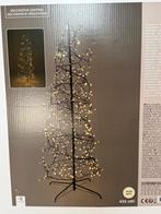 Moderne kerstboom met ballen, Ophalen, Zo goed als nieuw