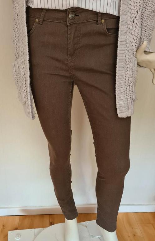 "The Sting" Bruine skinny jeans. Mt. M. Als nieuw!, Kleding | Dames, Broeken en Pantalons, Zo goed als nieuw, Maat 38/40 (M), Bruin