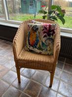 Rotan stoel in goede staat, Huis en Inrichting, Stoelen, Gebruikt, Bruin, Riet of Rotan, Ophalen of Verzenden