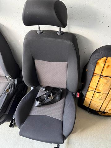 Seat ibiza 6l interieur beschikbaar voor biedingen