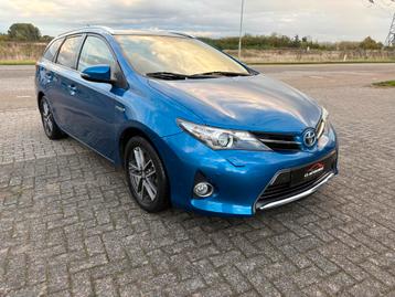Toyota Auris Touring 1.8 Hybrid Lease Aut. Panorama/NL/NAP beschikbaar voor biedingen