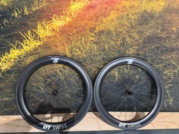 ACTIE DT Swiss ARC 1600 carbon racefiets wielset beschikbaar voor biedingen