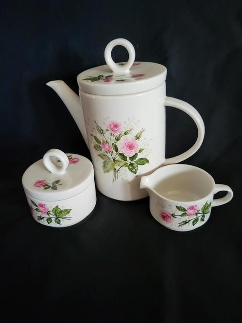 vintage theeset Villeroy en Boch, Antiek en Kunst, Antiek | Servies compleet, Ophalen of Verzenden