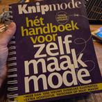 Handboek Zelfmaakmode - Knipmode, Ophalen of Verzenden, Zo goed als nieuw, Borduren en Naaien, Knipmode