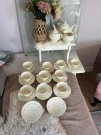 Wedgwood Wellesey antiek Embossed thee servies 1930, Antiek en Kunst, Antiek | Servies compleet, Ophalen