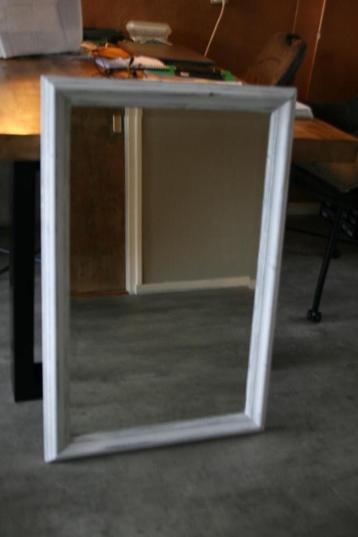 853 Witte Houten Facet geslepen spiegel 95 x 45 cm beschikbaar voor biedingen