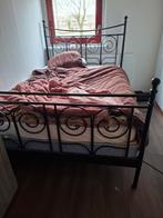 Ijzer bed, Ophalen