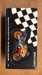 Minichamps Honda RC211V Nicky Hayden MotoGP 2003 1:12, Ophalen of Verzenden, Zo goed als nieuw, Motor