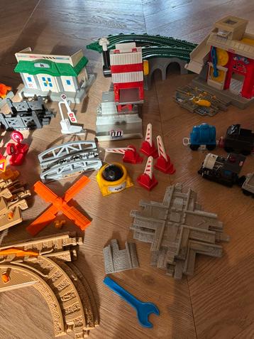 Geotrax Trein Set Fisher Price - Veel Onderdelen! beschikbaar voor biedingen