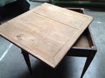 Enige brocante tafel  98 cm x 110 cm ingeklapt, Antiek en Kunst, Antiek | Lampen, Ophalen