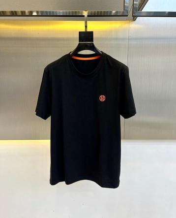 Hermès T-shirts 2025 beschikbaar voor biedingen