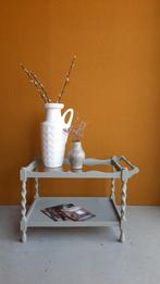 Vergrijsd Groen Bijzettafeltje met Glasplaat, Huis en Inrichting, Tafels | Bijzettafels, Gebruikt, N.v.t., N.v.t., Landelijk