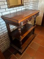 Antieke kast met twee lades, Ophalen