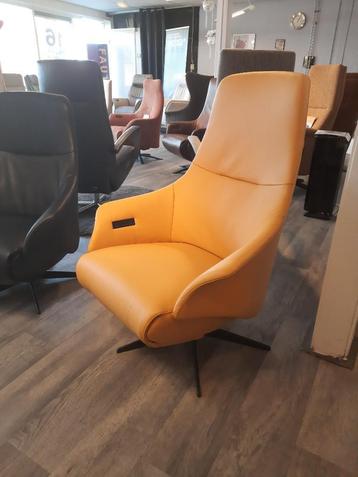 DUTCH DESIGN RELAXSTOEL RUNDLEDER 3 MOTOREN €2295,00 beschikbaar voor biedingen