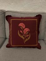 Kussen Carry Bordeaux & Karamel, Ophalen, Zo goed als nieuw, Vierkant