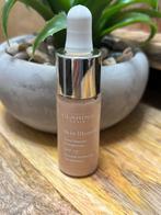 Clarins Skin Illusion Foundation 108.5W tester, Ophalen of Verzenden, Zo goed als nieuw, Beige, Gehele gezicht
