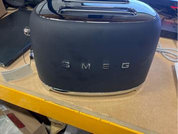 SMEG Broodrooster TSF01BLMEU mat zwart - niet gebruikt, zond beschikbaar voor biedingen