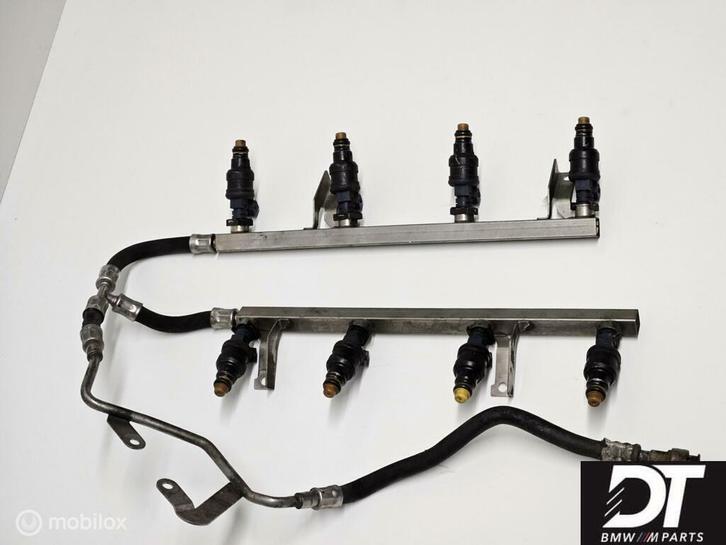 Brandstof rail + injectoren BMW M5 E39 S62 V8 13311407636, Auto-onderdelen, Brandstofsystemen, BMW, Gebruikt, Ophalen of Verzenden