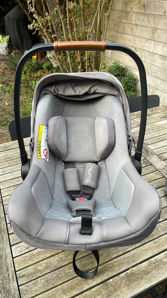 Nuna Pipa Next autostoel, Kinderen en Baby's, Autostoeltjes, Gebruikt, Overige merken, 0 t/m 13 kg, Autogordel of Isofix, Zijbescherming