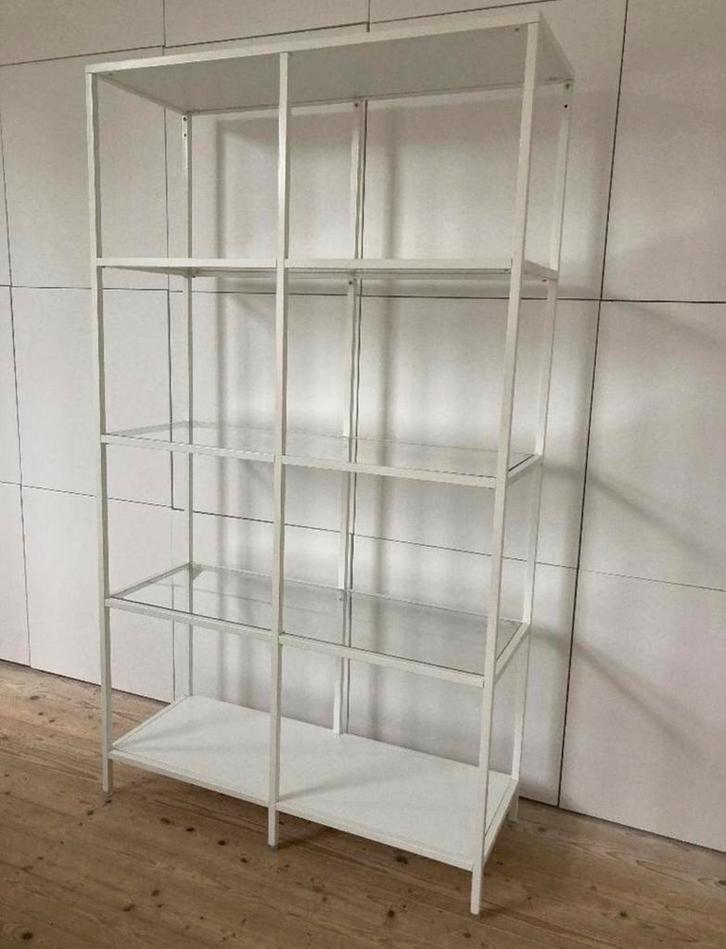 Ikea Vittsjö vitrinekast wit 100x175x36 cm Vittsjo, Huis en Inrichting, Kasten | Vitrinekasten, Zo goed als nieuw, 150 tot 200 cm