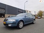 Skoda Octavia Combi 1.6 Tour PSENSOR CRUISE TREKHAAK 2 X SLE, Auto's, Skoda, Voorwielaandrijving, 15 km/l, Gebruikt, 4 cilinders
