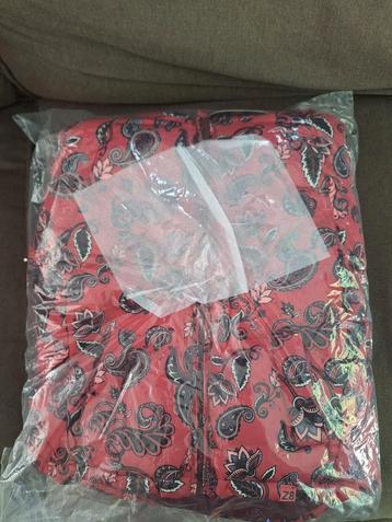 Nieuwe Z8 winterjas maat 128/134 beschikbaar voor biedingen