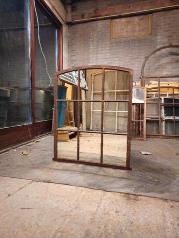 Spiegel | RensCreates | Gietijzer Raamwerk | Roest 100x80 beschikbaar voor biedingen