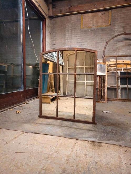 Spiegel | RensCreates | Gietijzer Raamwerk | Roest 100x80, Antiek en Kunst, Antiek | Spiegels, Minder dan 100 cm, Ophalen of Verzenden