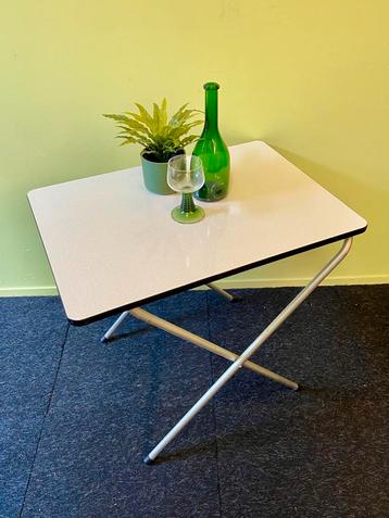 Vintage formica campingtafeltje jaren 60/70 retro formica beschikbaar voor biedingen