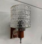 Lamp oude vintage retro jaren 60 teakhouten wandlamp., Ophalen of Verzenden