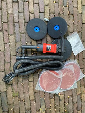 Nieuwe Wandschuurmachine beschikbaar voor biedingen