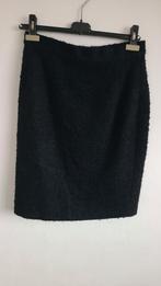 Zwart bouclé rokje, Kleding | Dames, Rokken, Zwart, Ophalen of Verzenden, Knielengte, Maat 36 (S)