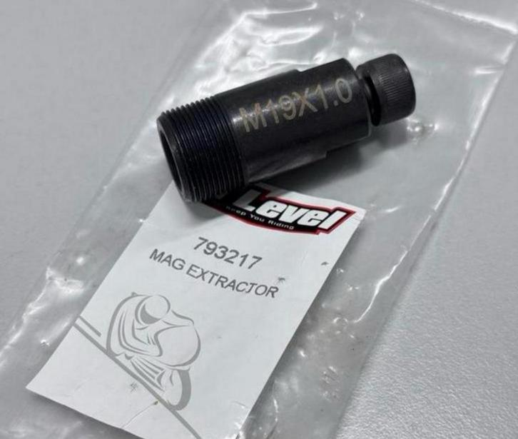 Vliegwieltrekker M19x1.0 AM6 / Derbi / Tomos 19 x 1 nieuw, Auto diversen, Autogereedschap, Ophalen of Verzenden