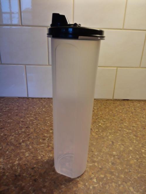 Tupperware Ruimtespaarder voorraadbus (spaghetti)/sapkan 1,1, Huis en Inrichting, Keuken | Tupperware, Nieuw, Overige typen, Ophalen of Verzenden