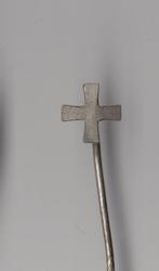 Kruis speldje, Verzamelen, Speldjes, Pins en Buttons, Gebruikt, Niet vindbaar, Niet vindbaar, Speldje of Pin