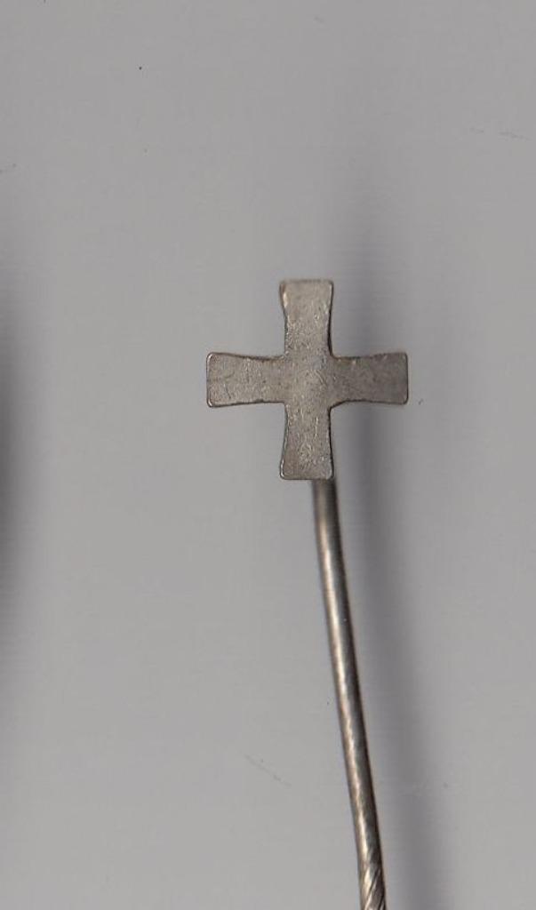 Kruis speldje, Verzamelen, Speldjes, Pins en Buttons, Gebruikt, Speldje of Pin, Overige onderwerpen, Ophalen of Verzenden