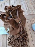 Cha suede damestas, Sieraden, Tassen en Uiterlijk, Tassen | Damestassen, Ophalen of Verzenden, Zo goed als nieuw, Bruin, Handtas