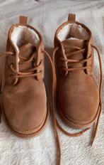 Uggs, maat 39, beige, Kinderen en Baby's, Babykleding | Schoentjes en Sokjes, Ugg, Laarsjes, Nieuw, Ophalen of Verzenden